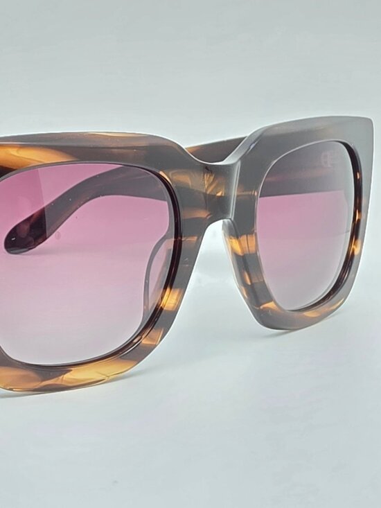 I-Sea Jolene Tiger Stripe Frame Polarized Brown Gradient Lens Cat Eye Sunglasses main image 9